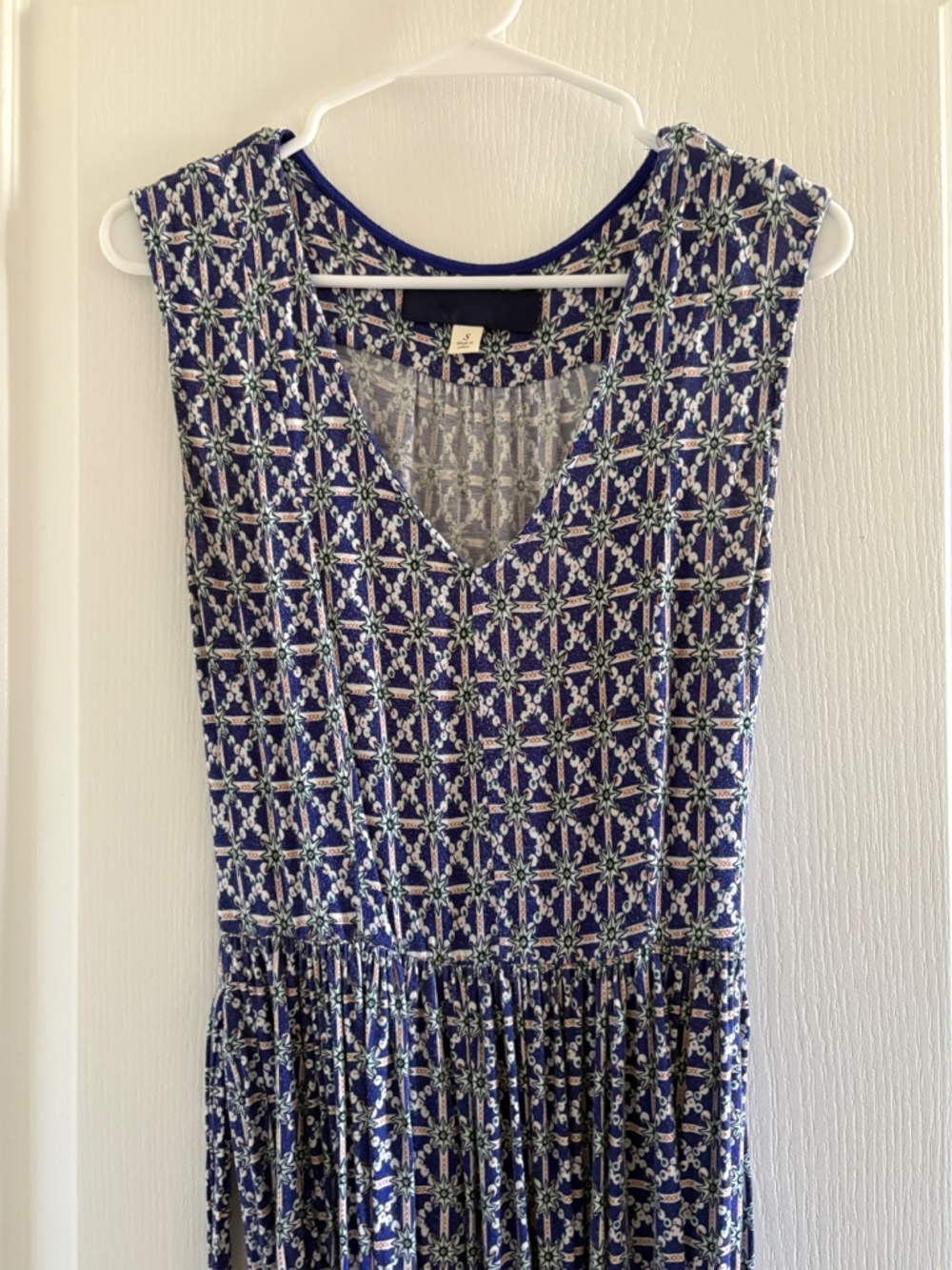 Partnered Dress - Picture 2 of 4